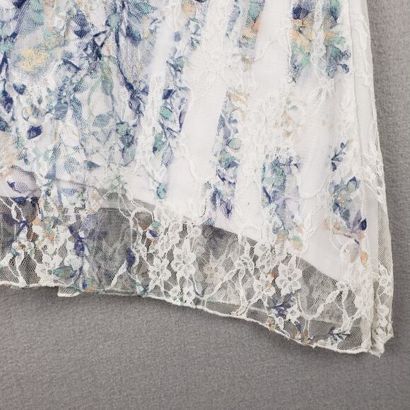 Avenue Size 18/20 Lace Overlay Flowy Top White Blue Floral Fairycore Whimsical - Picture 3 of 10